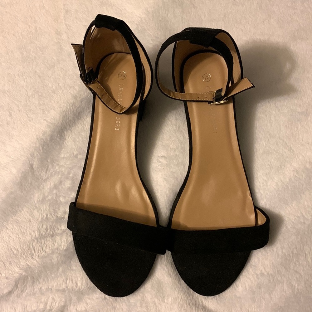 12W Black heels